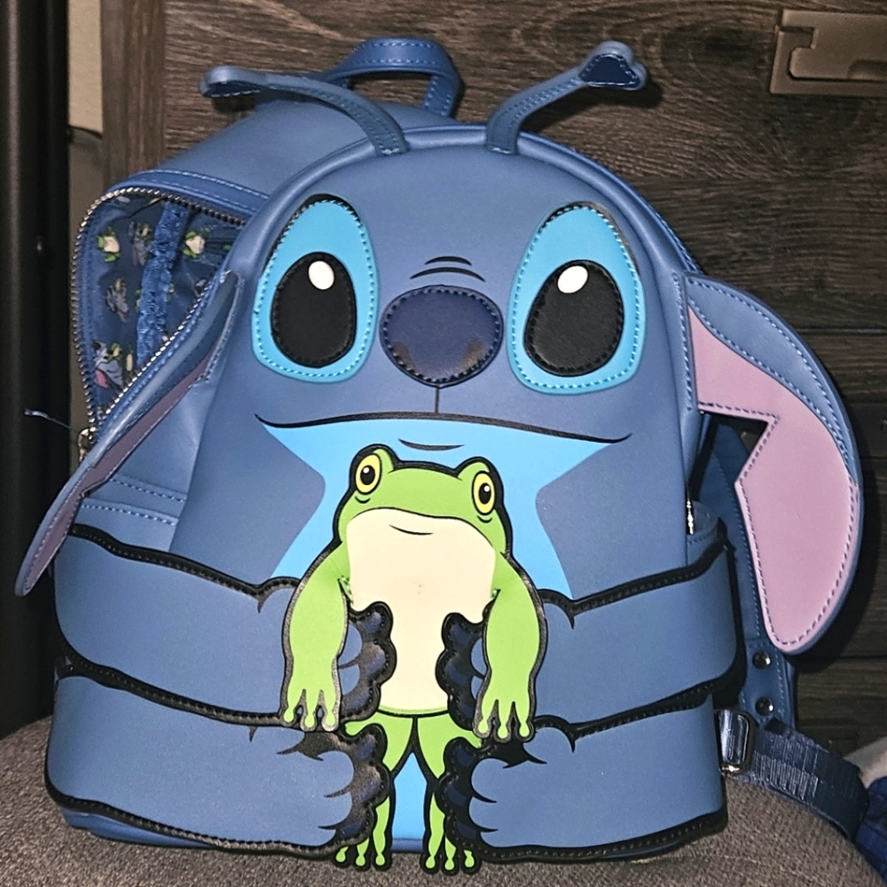 Disney loungefly Stitch frog mini backpack